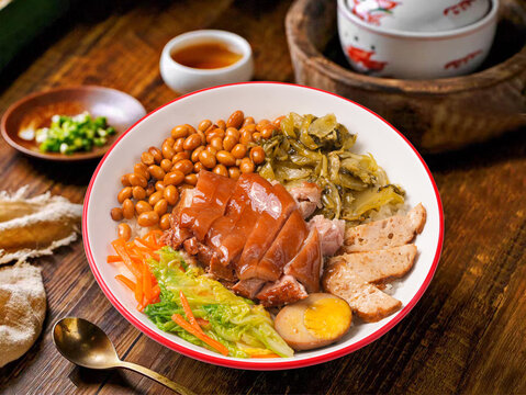 美味卤肉饭套餐美食展示