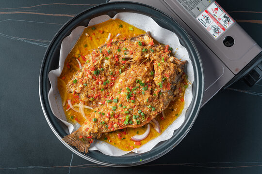 湘菜美味特色酱烧鱼诱人呈现