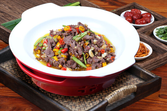 小炒山羊肉