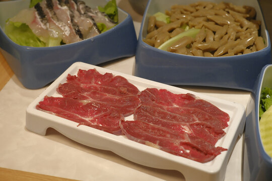 涮牛肉美食火锅食材