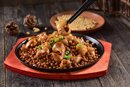 铁板黄豆大肠