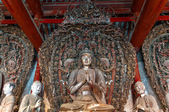 陕西西安蓝田县水陆庵释迦牟尼泥塑佛像