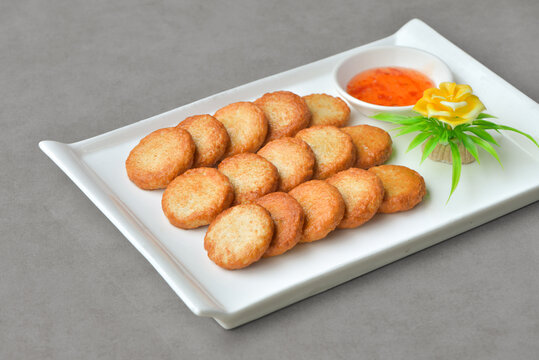 香煎墨鱼饼