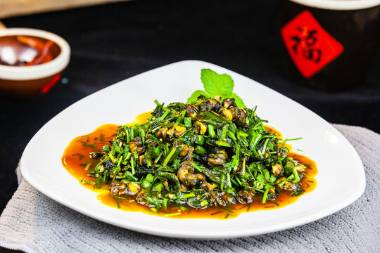 韭菜炒螺肉