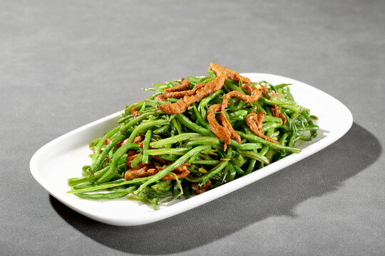 鲜豆角炒肉丝