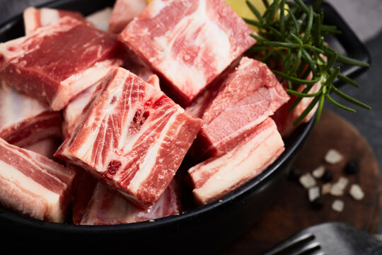 羔羊肉块