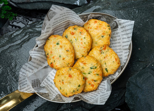 香煎墨鱼饼