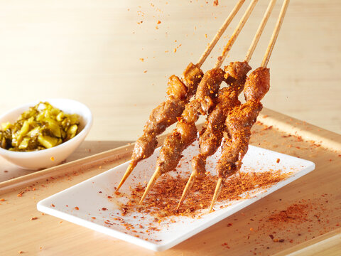 美味碳烤羊肉串