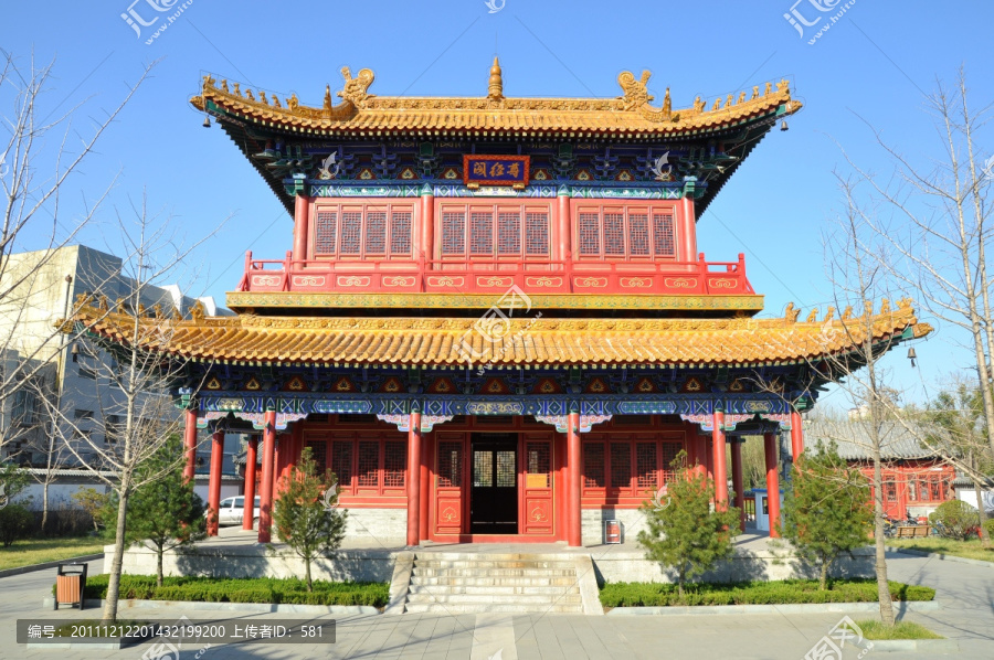 尊经阁