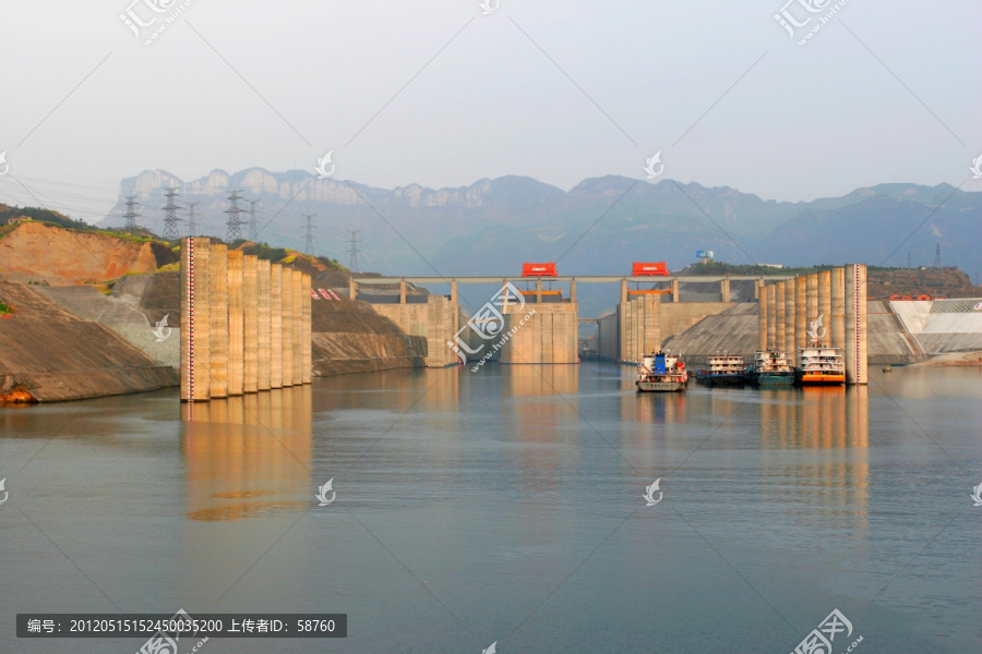 三峡大坝,坝址库区