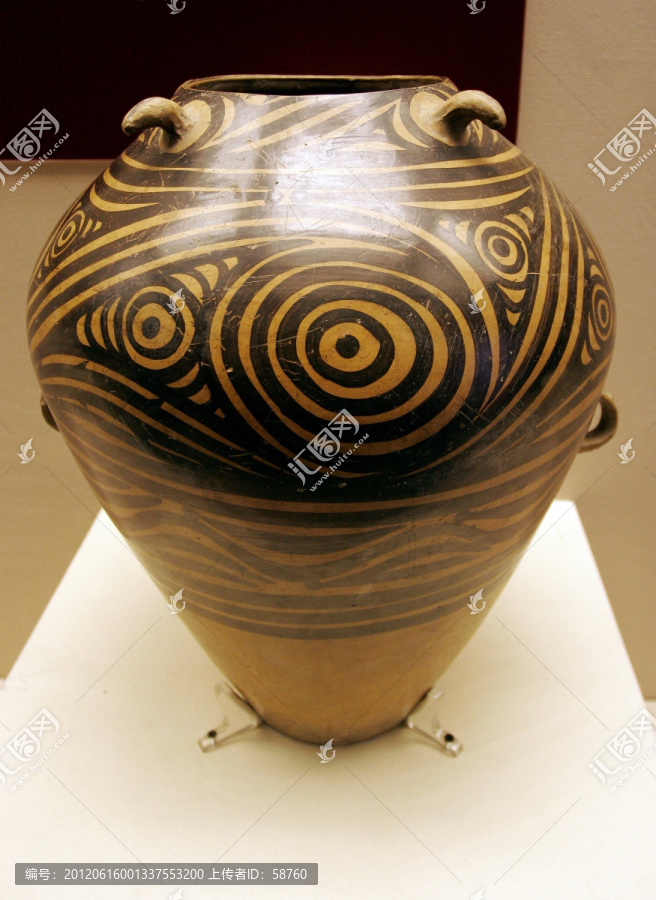 涡纹彩陶罐
