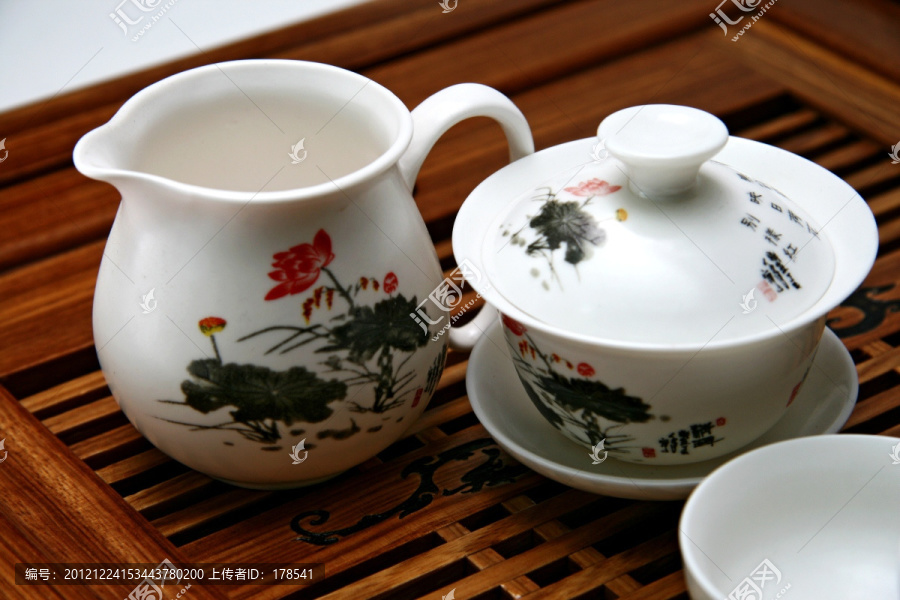 白瓷印花茶具,功夫茶具