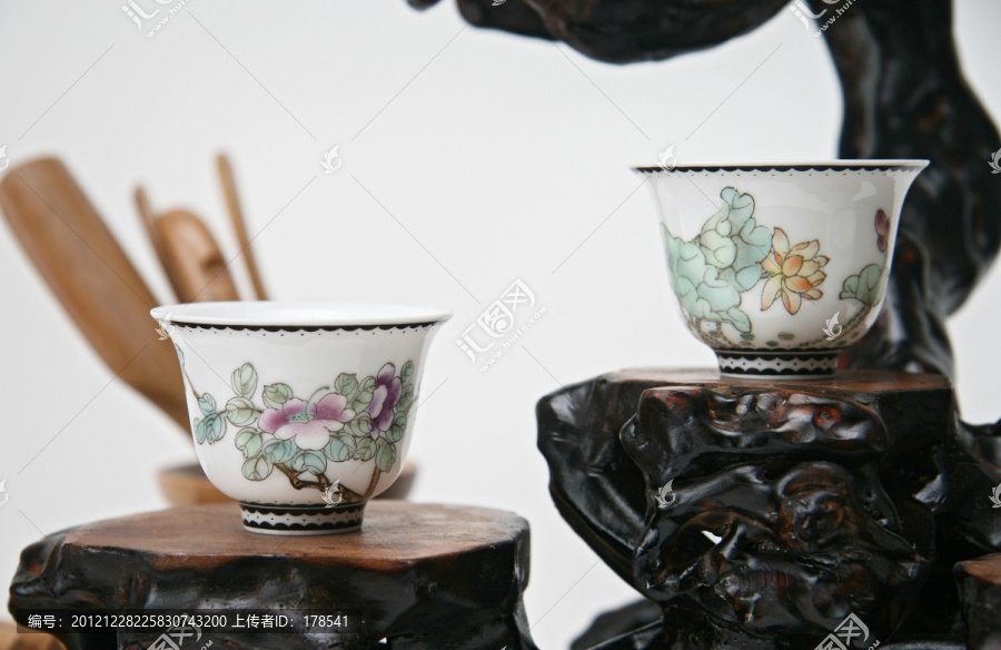 白瓷印花茶具,功夫茶具,茶杯