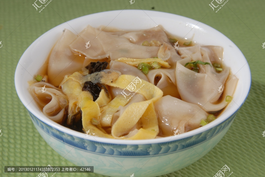 一碗馄饨