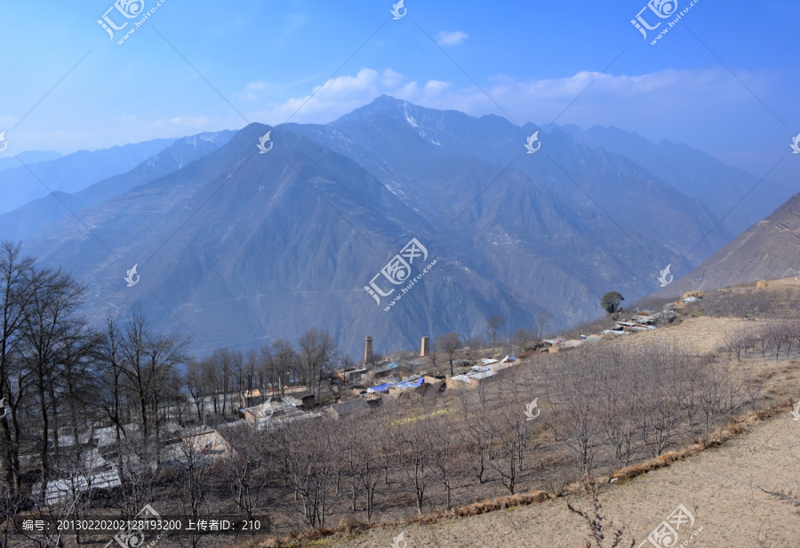 汶川布瓦羌寨风光