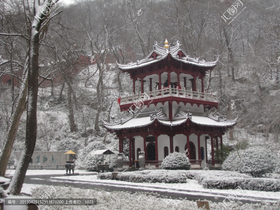 滁州琅琊寺钟楼飞雪