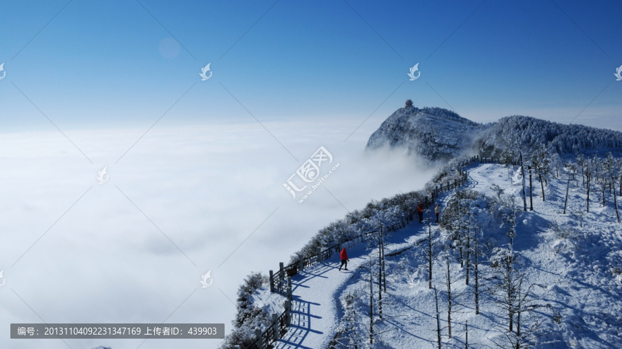 峨眉山