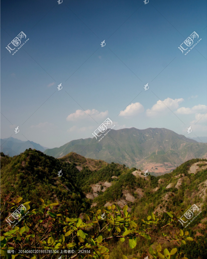 山峦起伏