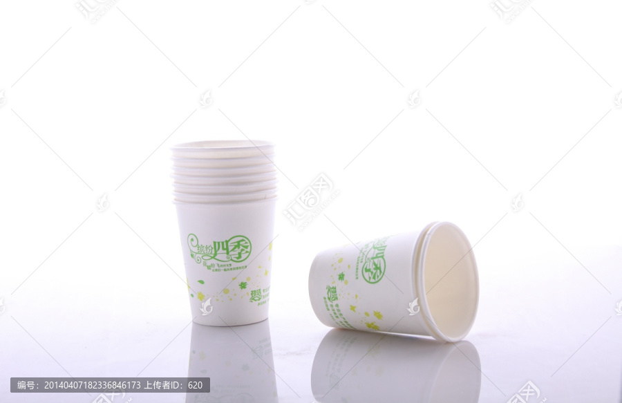 纸杯