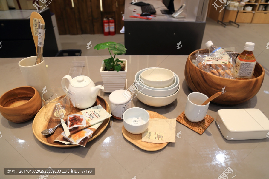 餐具