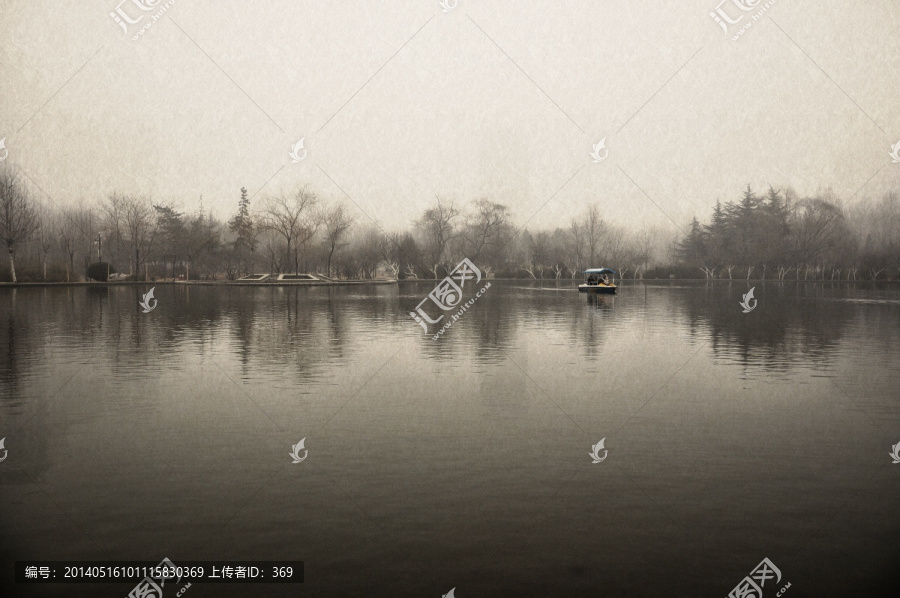 淄博人民公园湖水划船