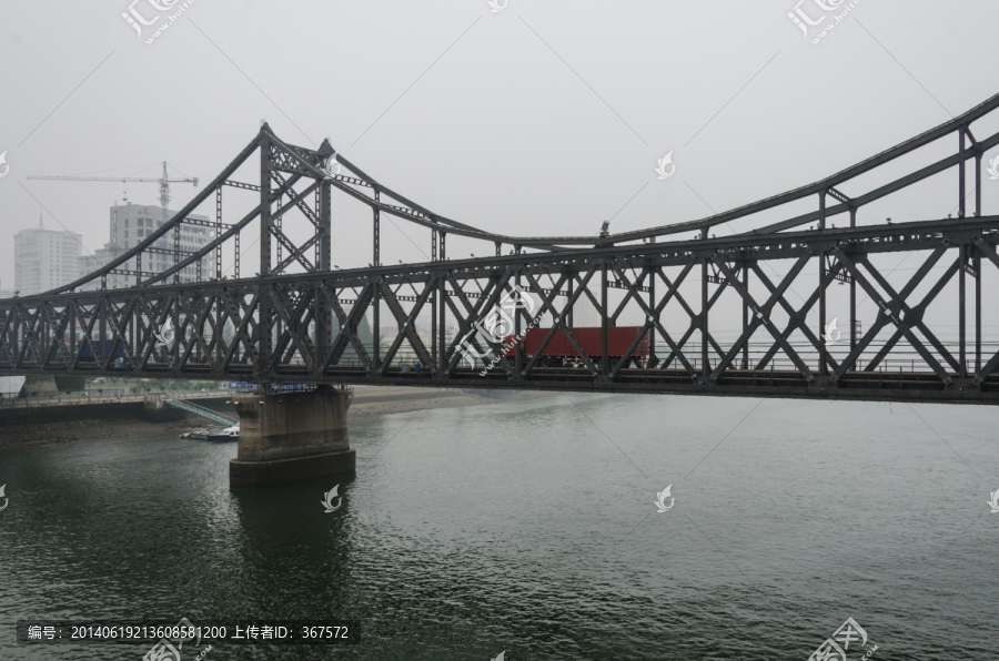 中朝边境贸易,丹东鸭绿江大桥