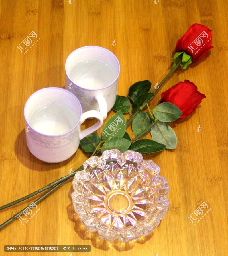 情侣杯,玫瑰花,水晶