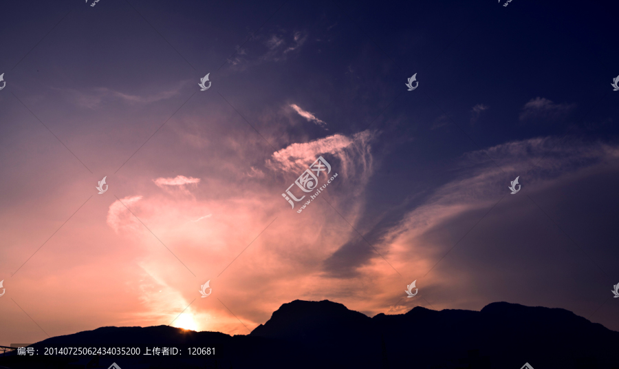 晚霞