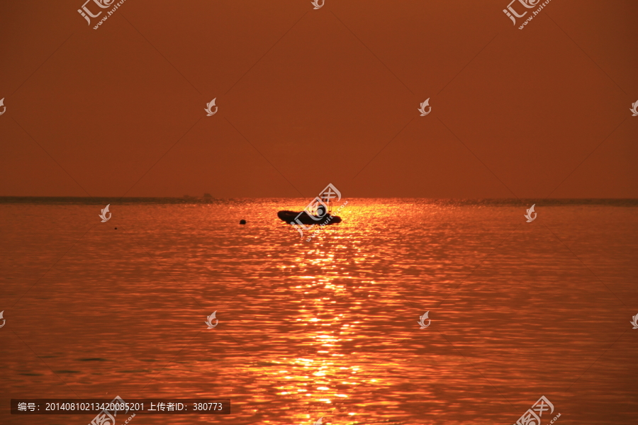 海边,日出