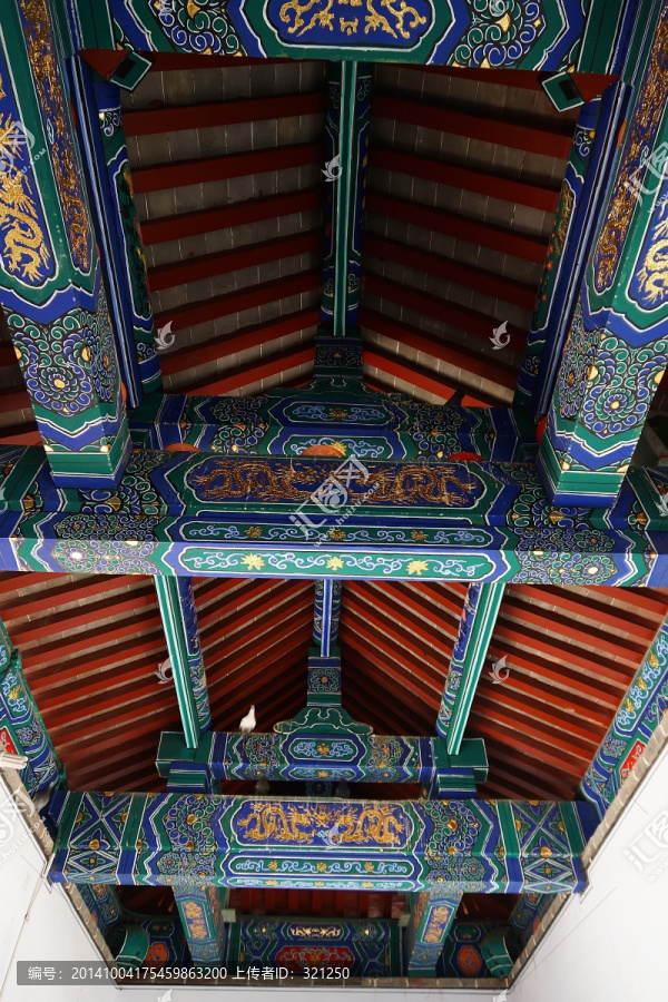 古建彩绘房顶