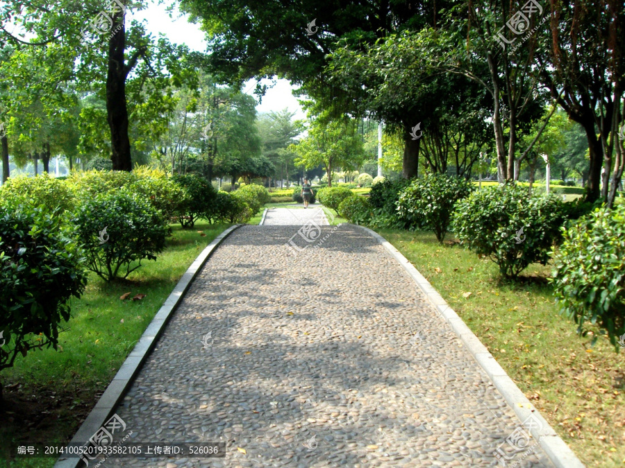 石子路