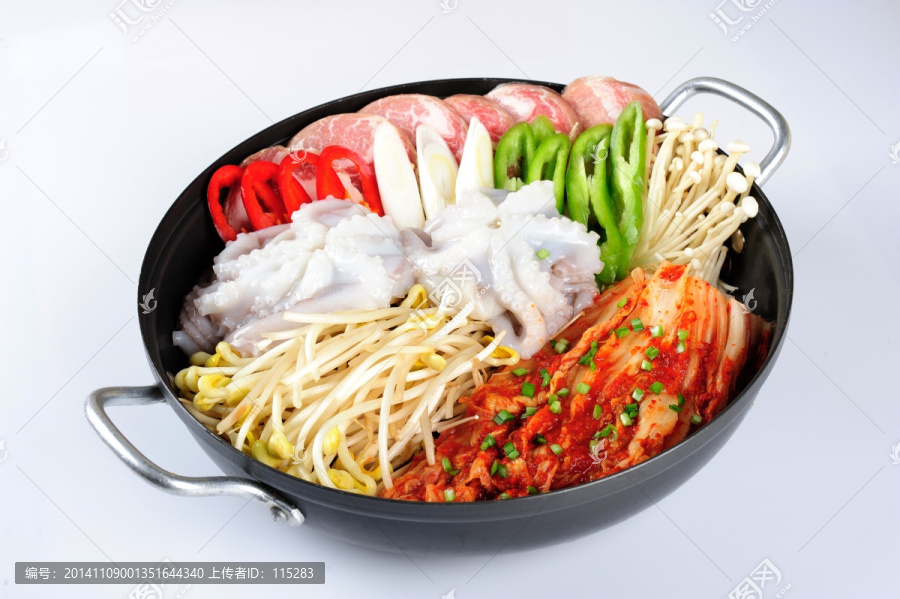 韩式泡菜章鱼火锅