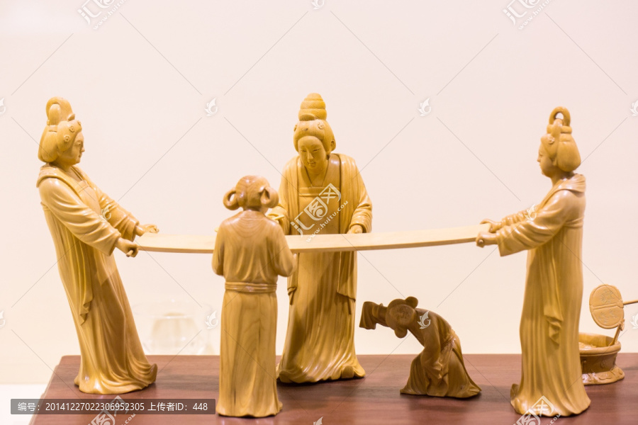 黄杨木雕,唐代妇女捣练图