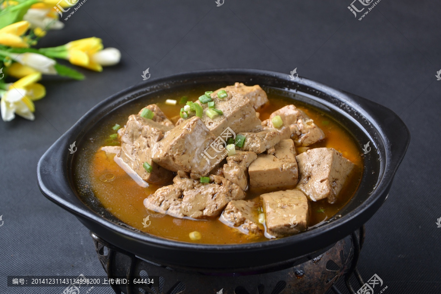 老汤炖豆腐