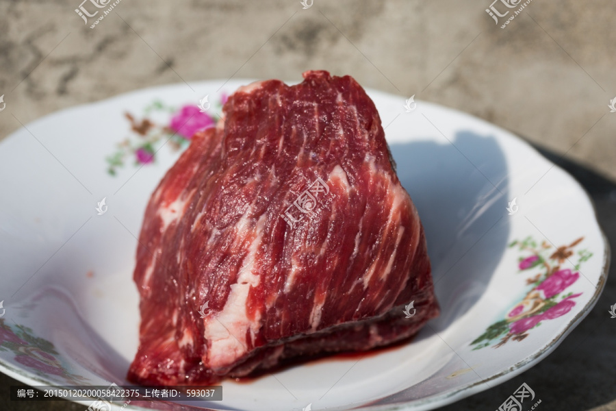 新鲜牛肉