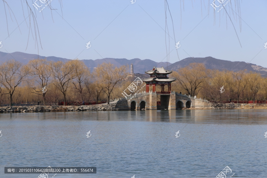湖水