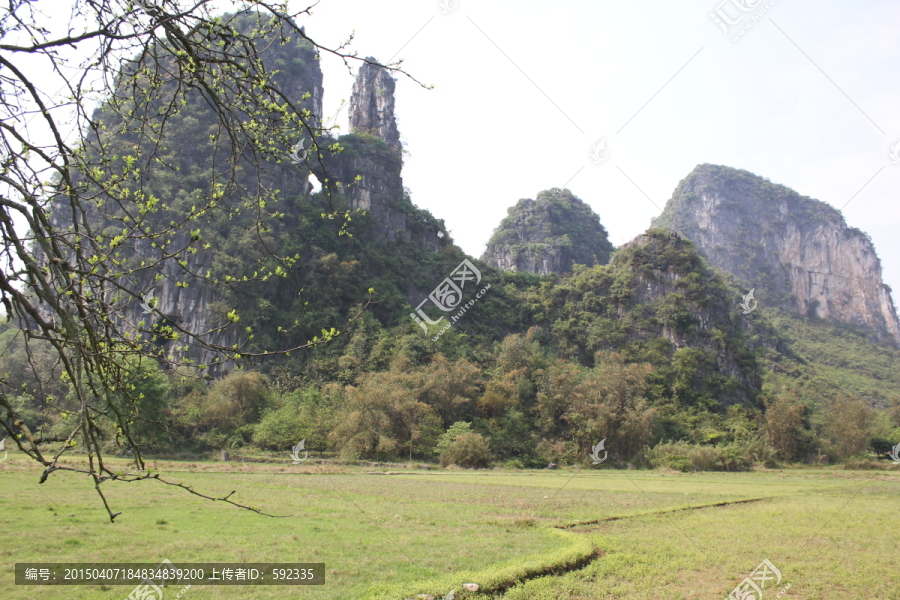 峰林春天