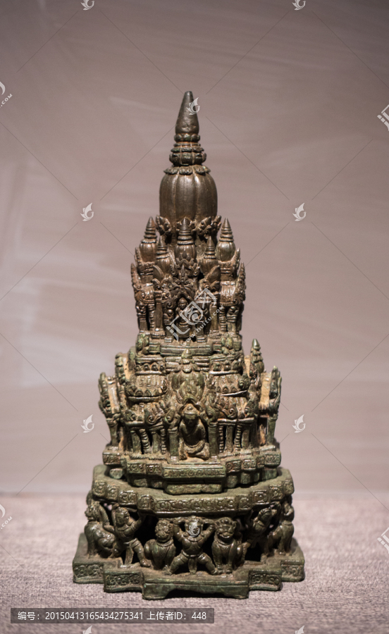 柬埔寨青铜塔形庙,吴哥时期佛塔