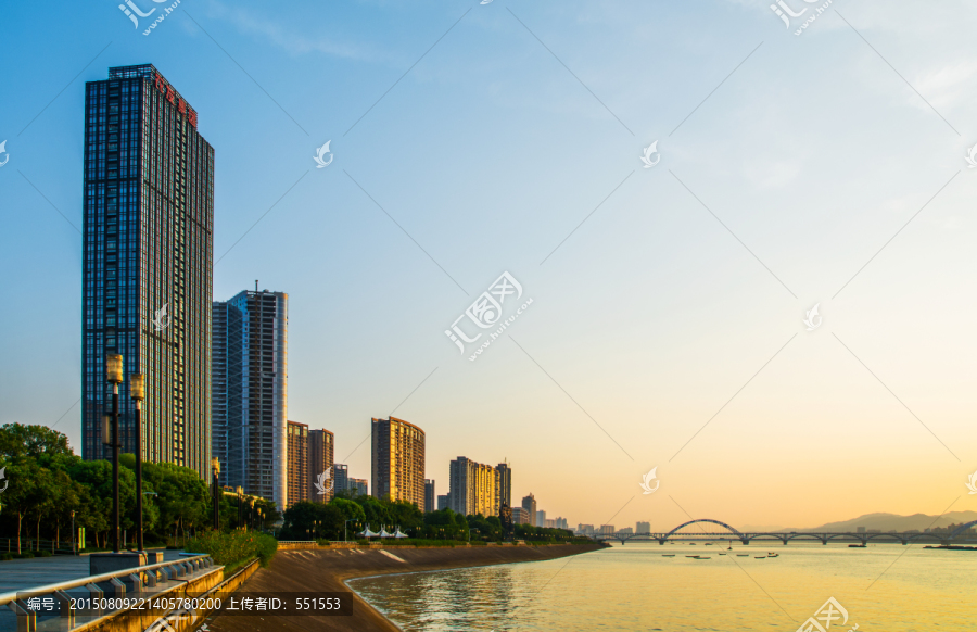 滨江新貌