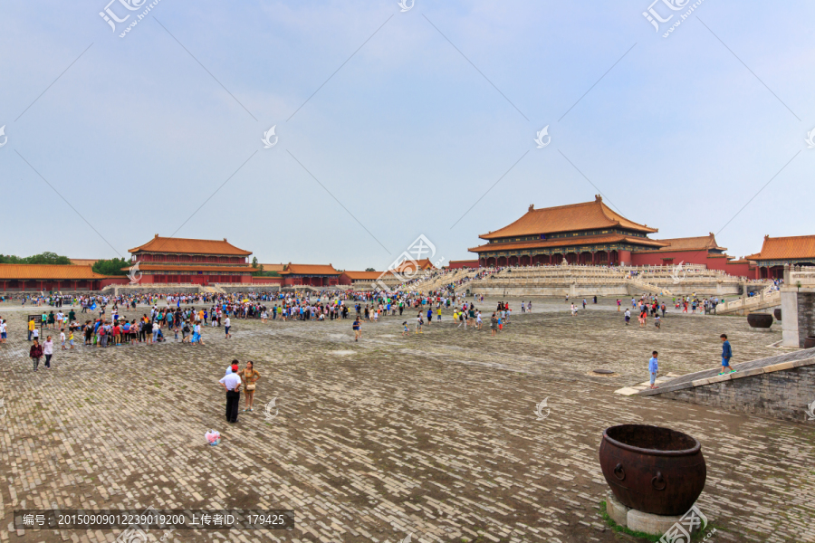 北京故宫太和殿前广场