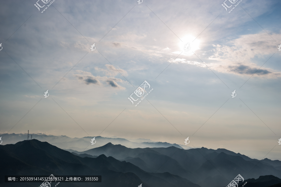 雨后群山