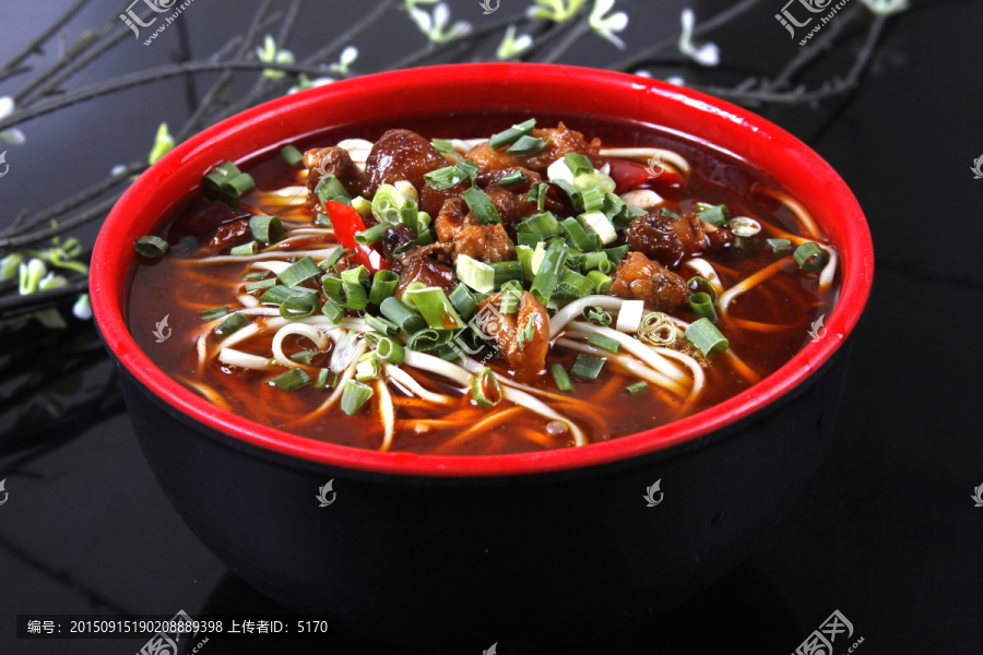 泡椒兔子面