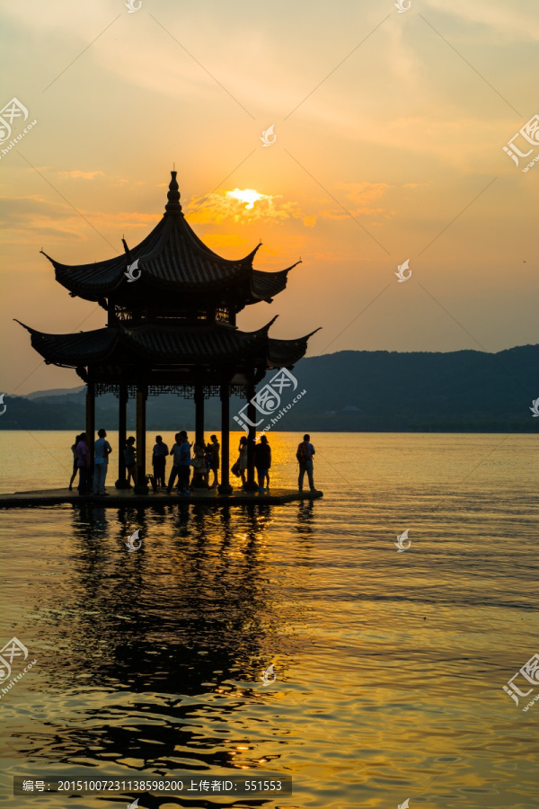 集贤亭