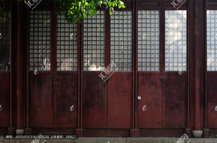 中式木门,古典庭院,木格子门