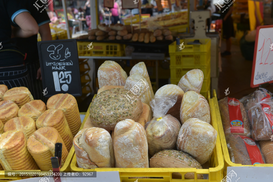 荷兰超市面包