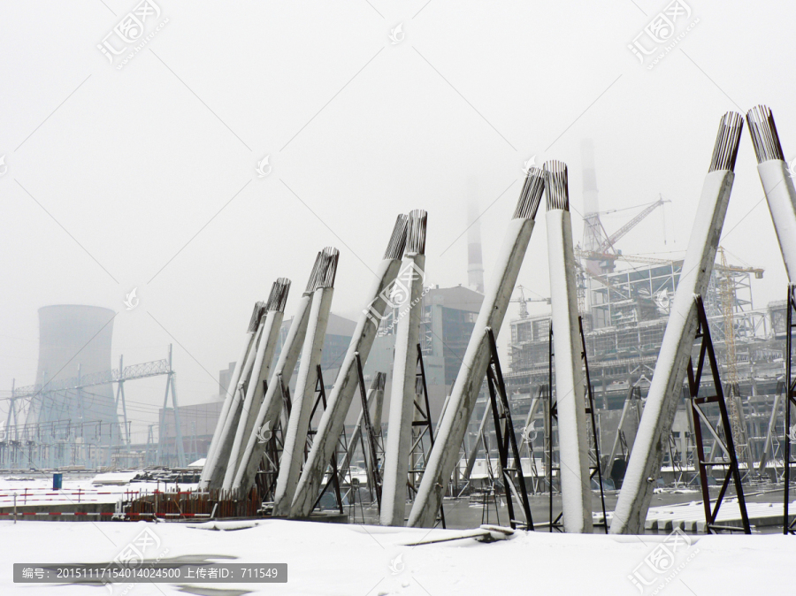 雪中建筑工地