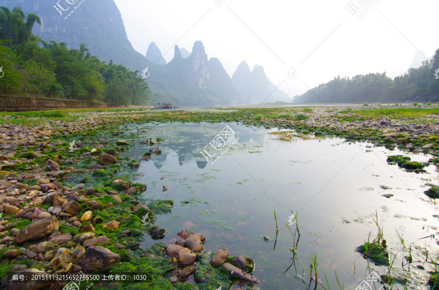 秋天漓江,河床