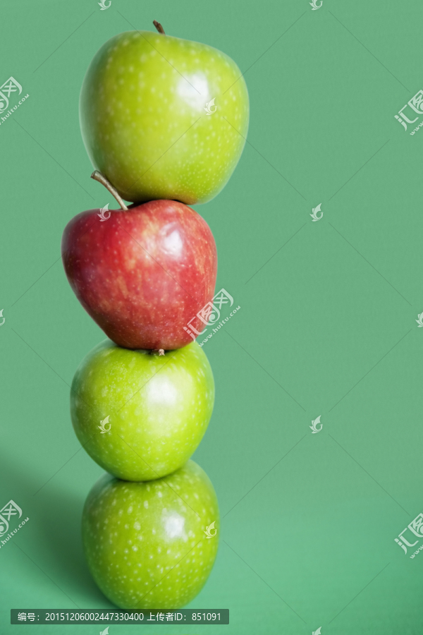 红色和绿色苹果