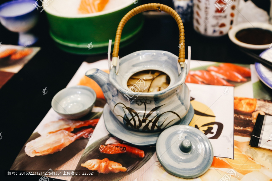 日式菇菌汤