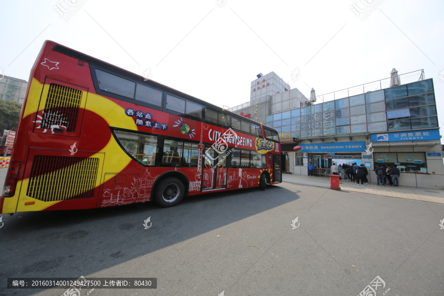 上海陆家嘴观光巴士